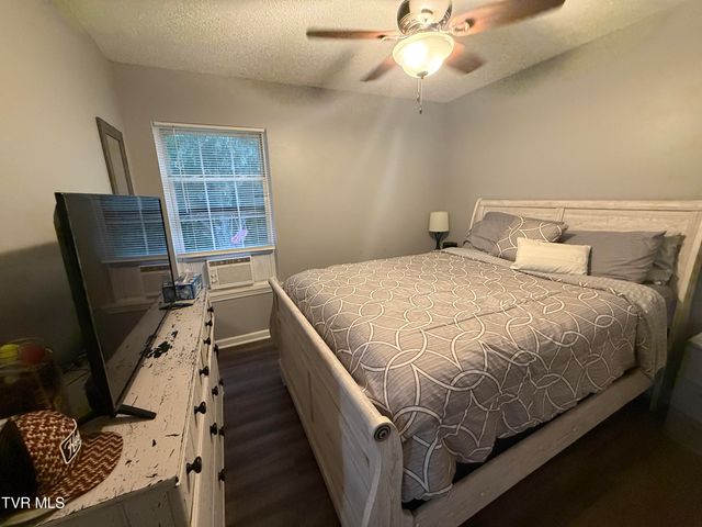 1704 Orlando Drive, Johnson City, TN 37601