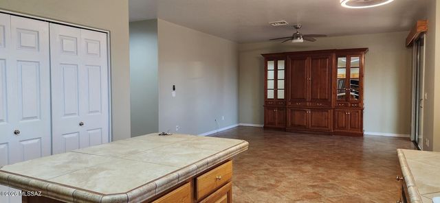 618 W Woodfield Court, Green Valley, AZ 85614