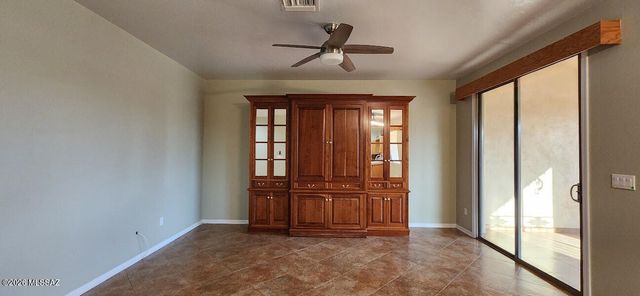 618 W Woodfield Court, Green Valley, AZ 85614