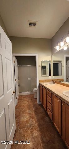 618 W Woodfield Court, Green Valley, AZ 85614