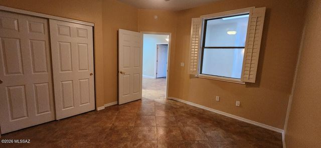 618 W Woodfield Court, Green Valley, AZ 85614