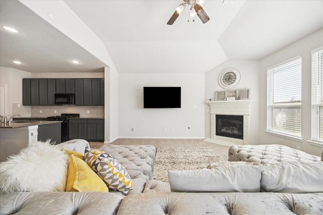 322 Upland Grove Trail, Rosharon, TX 77583