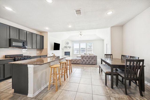 322 Upland Grove Trail, Rosharon, TX 77583