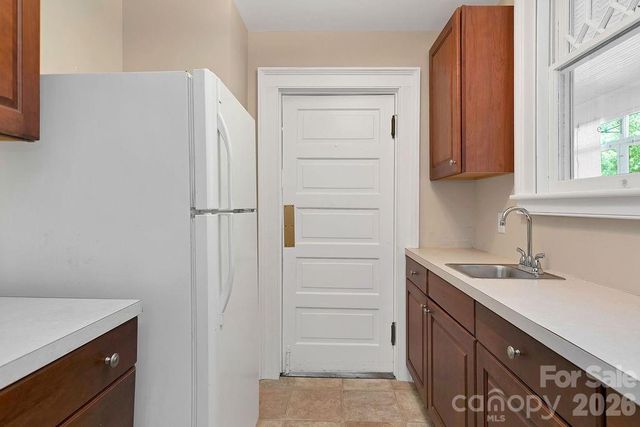 208 Probart Street, Brevard, NC 28712
