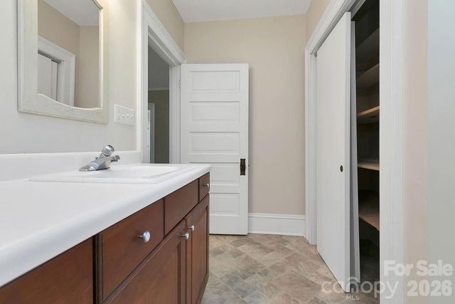 208 Probart Street, Brevard, NC 28712