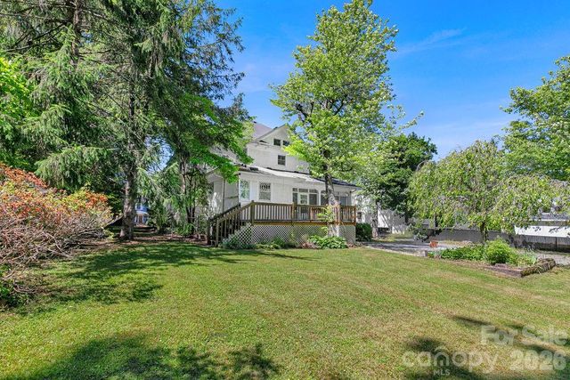 208 Probart Street, Brevard, NC 28712