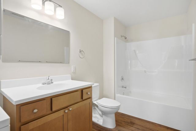 1107 N EIGHTH ST, Columbia, MO 65201