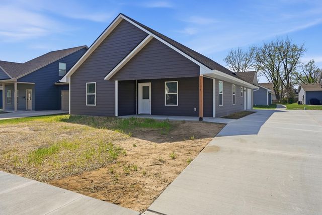1107 N EIGHTH ST, Columbia, MO 65201
