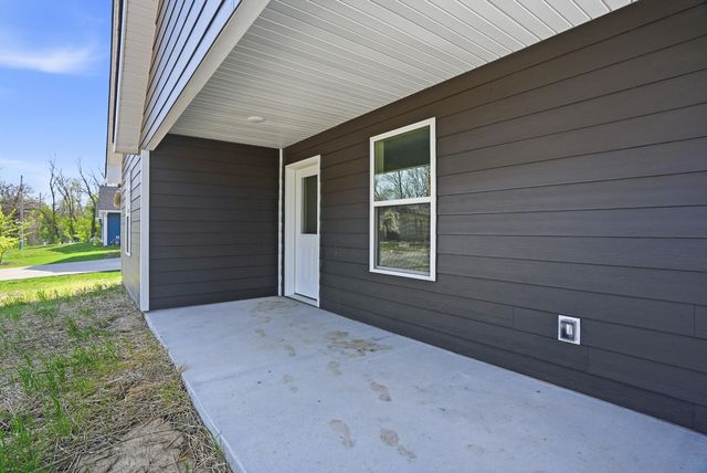 1107 N EIGHTH ST, Columbia, MO 65201