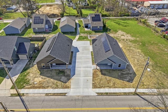 1107 N EIGHTH ST, Columbia, MO 65201