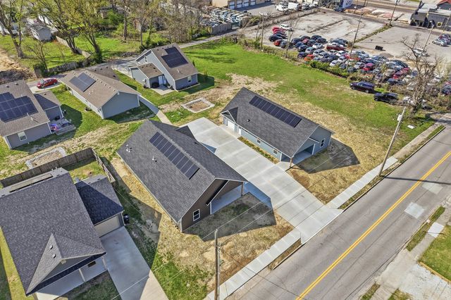 1107 N EIGHTH ST, Columbia, MO 65201