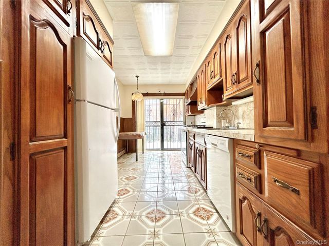 77-04 85th Street, Glendale, NY 11385