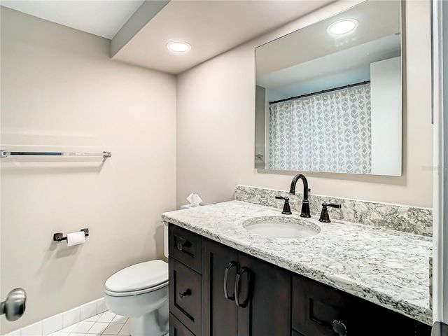 4575 COVE CIRCLE 309, St Petersburg, FL 33708