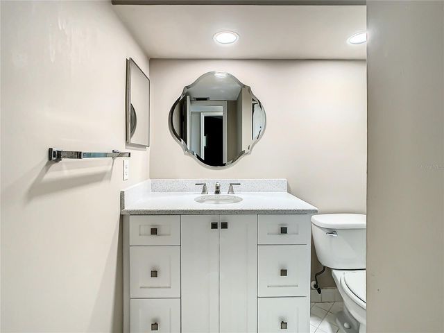 4575 COVE CIRCLE 309, St Petersburg, FL 33708