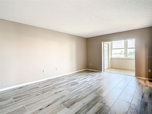 4575 COVE CIRCLE 309, St Petersburg, FL 33708