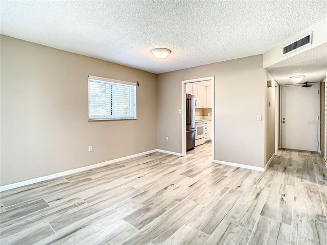 4575 COVE CIRCLE 309, St Petersburg, FL 33708