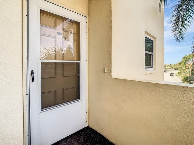 4575 COVE CIRCLE 309, St Petersburg, FL 33708
