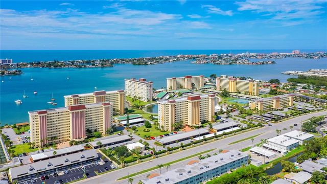 4575 COVE CIRCLE 309, St Petersburg, FL 33708