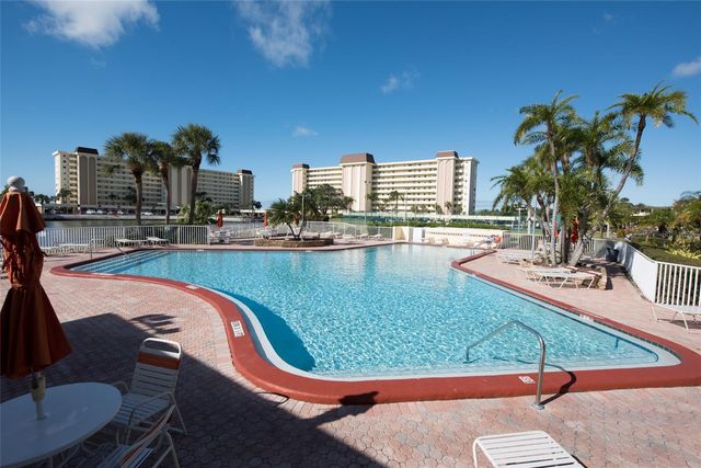 4575 COVE CIRCLE 309, St Petersburg, FL 33708