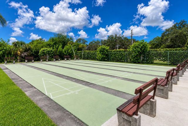 1435 57TH STREET W 1435, Bradenton, FL 34209