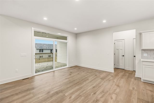 335 NW Red Oak Drive, Waukee, IA 50263