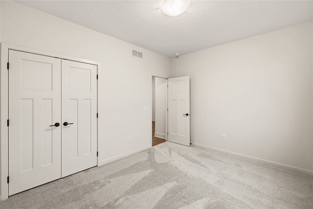 335 NW Red Oak Drive, Waukee, IA 50263