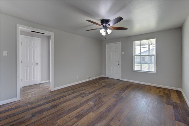 7957 Ritz Street, Houston, TX 77028