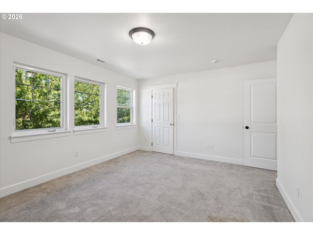 2605 Se 105TH Ave, Portland, OR 97266