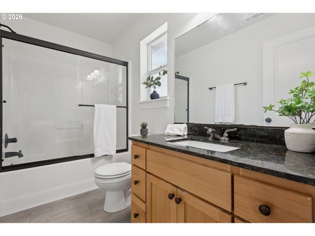 2605 Se 105TH Ave, Portland, OR 97266