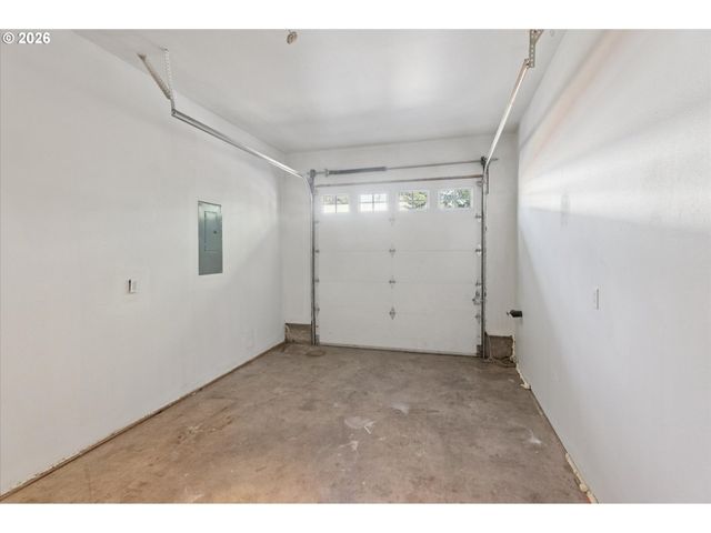 2605 Se 105TH Ave, Portland, OR 97266