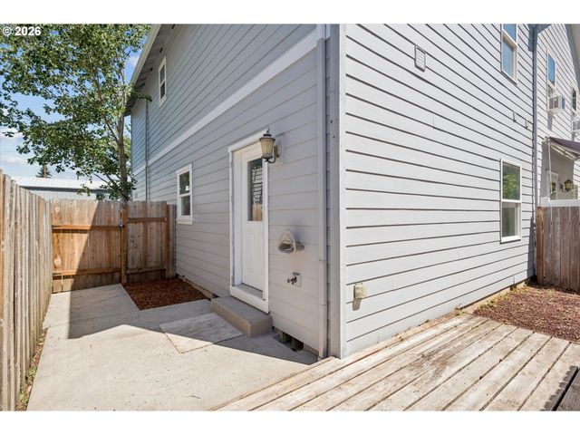 2605 Se 105TH Ave, Portland, OR 97266