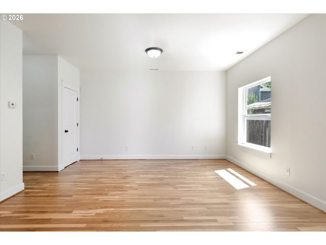 2605 Se 105TH Ave, Portland, OR 97266