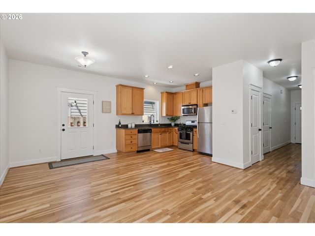 2605 Se 105TH Ave, Portland, OR 97266