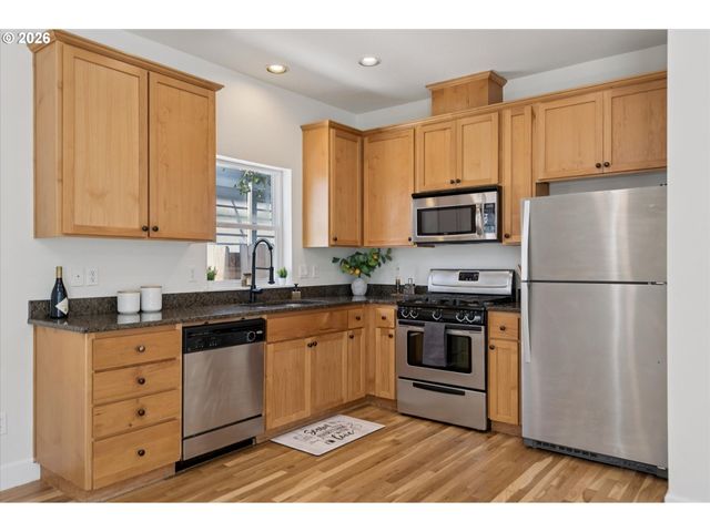 2605 Se 105TH Ave, Portland, OR 97266