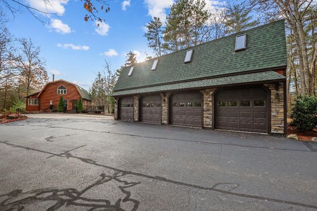 86 Smith Point Road, Alton, NH 03810