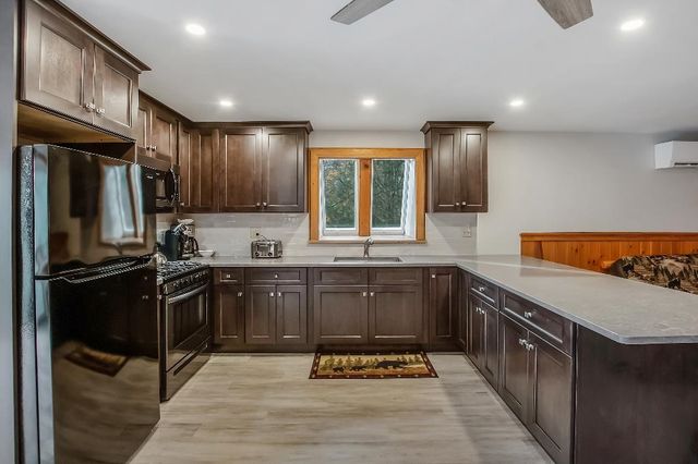 86 Smith Point Road, Alton, NH 03810