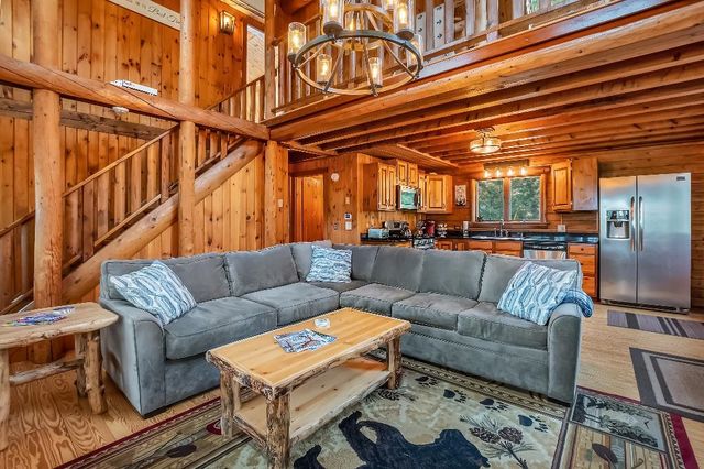 86 Smith Point Road, Alton, NH 03810
