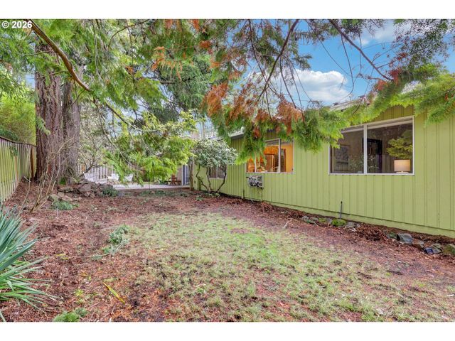 5537 Sw SEYMOUR Ct, Portland, OR 97221