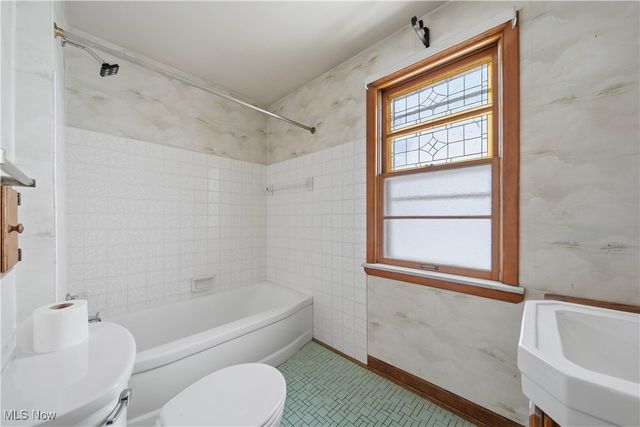 28759 Forest Road, Willowick, OH 44095