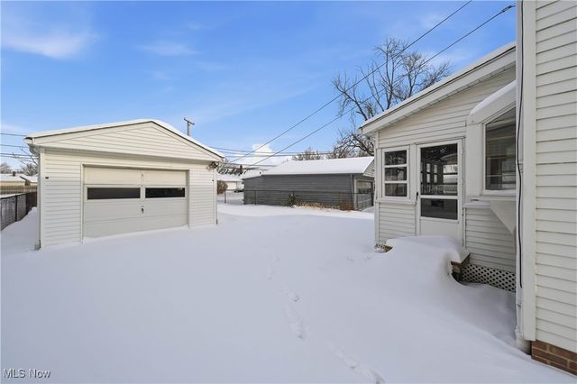 28759 Forest Road, Willowick, OH 44095