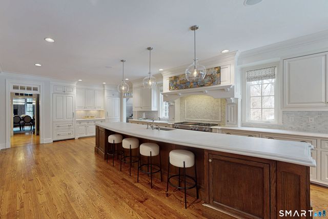 7 Buttonwood Lane, Darien, CT 06820