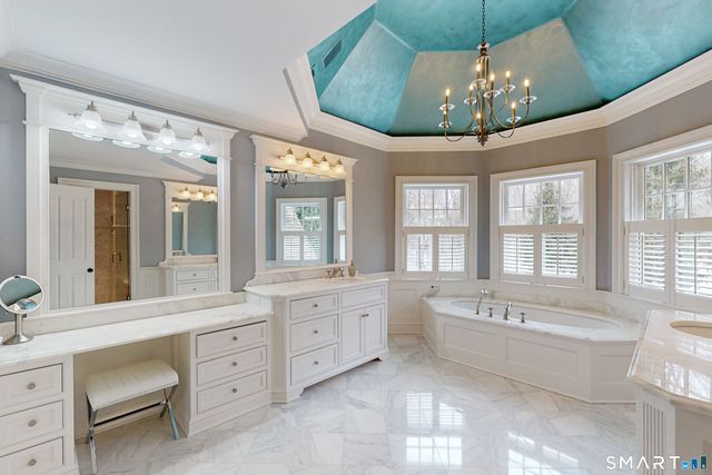 7 Buttonwood Lane, Darien, CT 06820