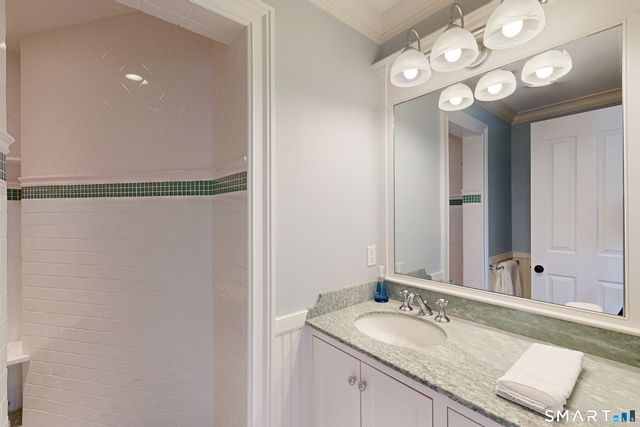 7 Buttonwood Lane, Darien, CT 06820