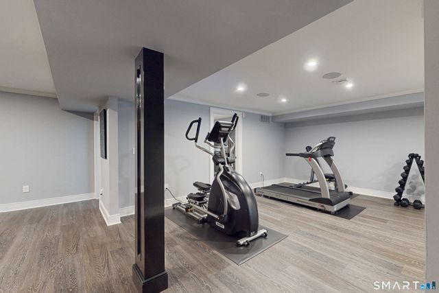 7 Buttonwood Lane, Darien, CT 06820