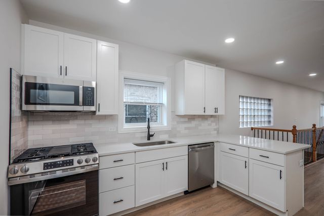 1226 Hayes Avenue, Oak Park, IL 60302