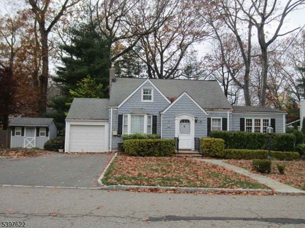 37 Maple Ave, West Orange Twp., NJ 07052