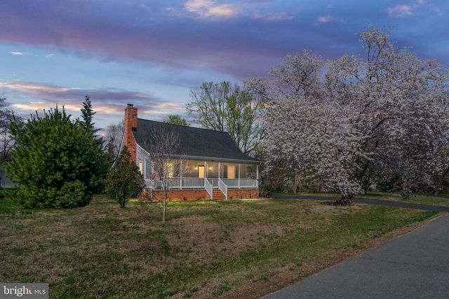 4008 BLAKE DR, Fredericksburg, VA 22407