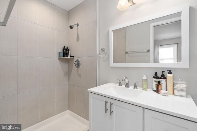 4008 BLAKE DR, Fredericksburg, VA 22407