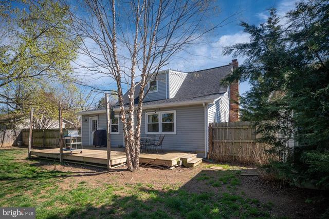 4008 BLAKE DR, Fredericksburg, VA 22407