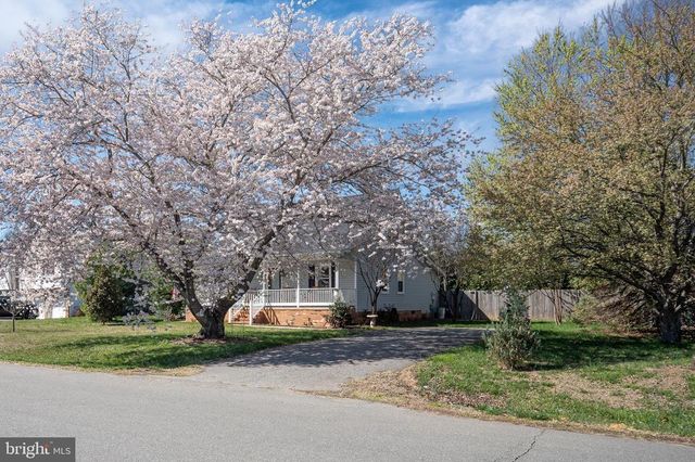 4008 BLAKE DR, Fredericksburg, VA 22407